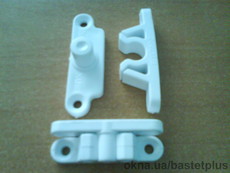 Защелка пластиковая оконная 10х20